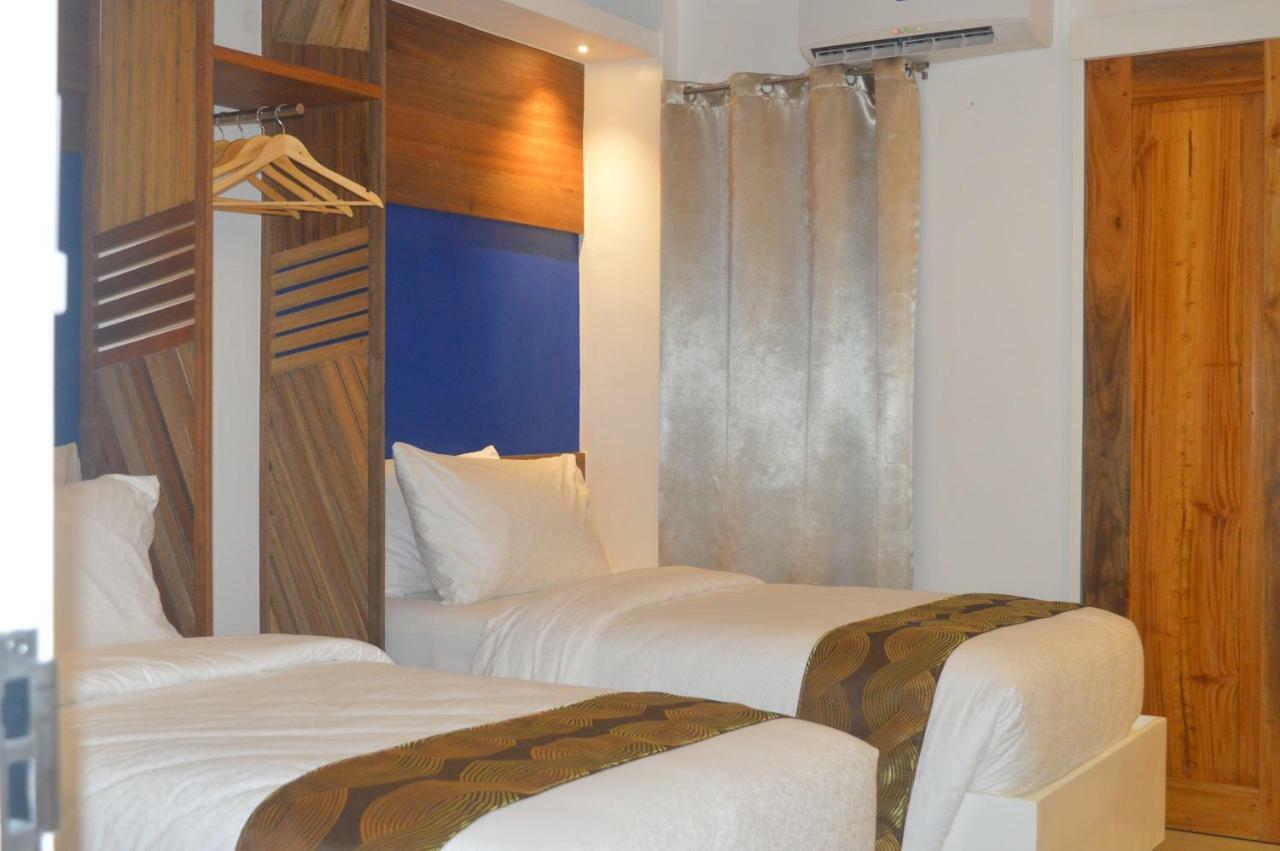 Oyo 609 G Executive Hotel And Spa Boracay Manoc-Manoc Εξωτερικό φωτογραφία